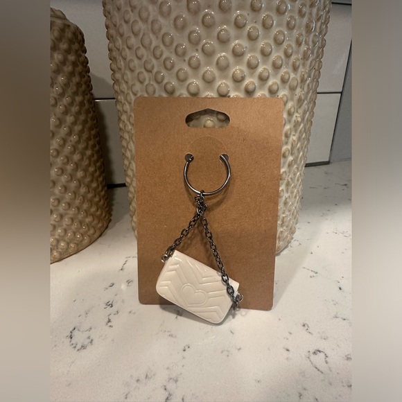 Keychain Purse - Picture 2 of 2